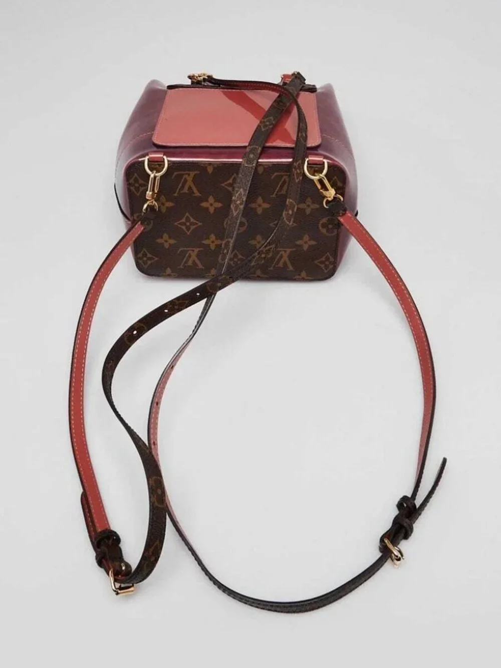 Louis Vuitton Monogram Coated Canvas/Vieux Rose Vernis Hot Springs Backpack Bag